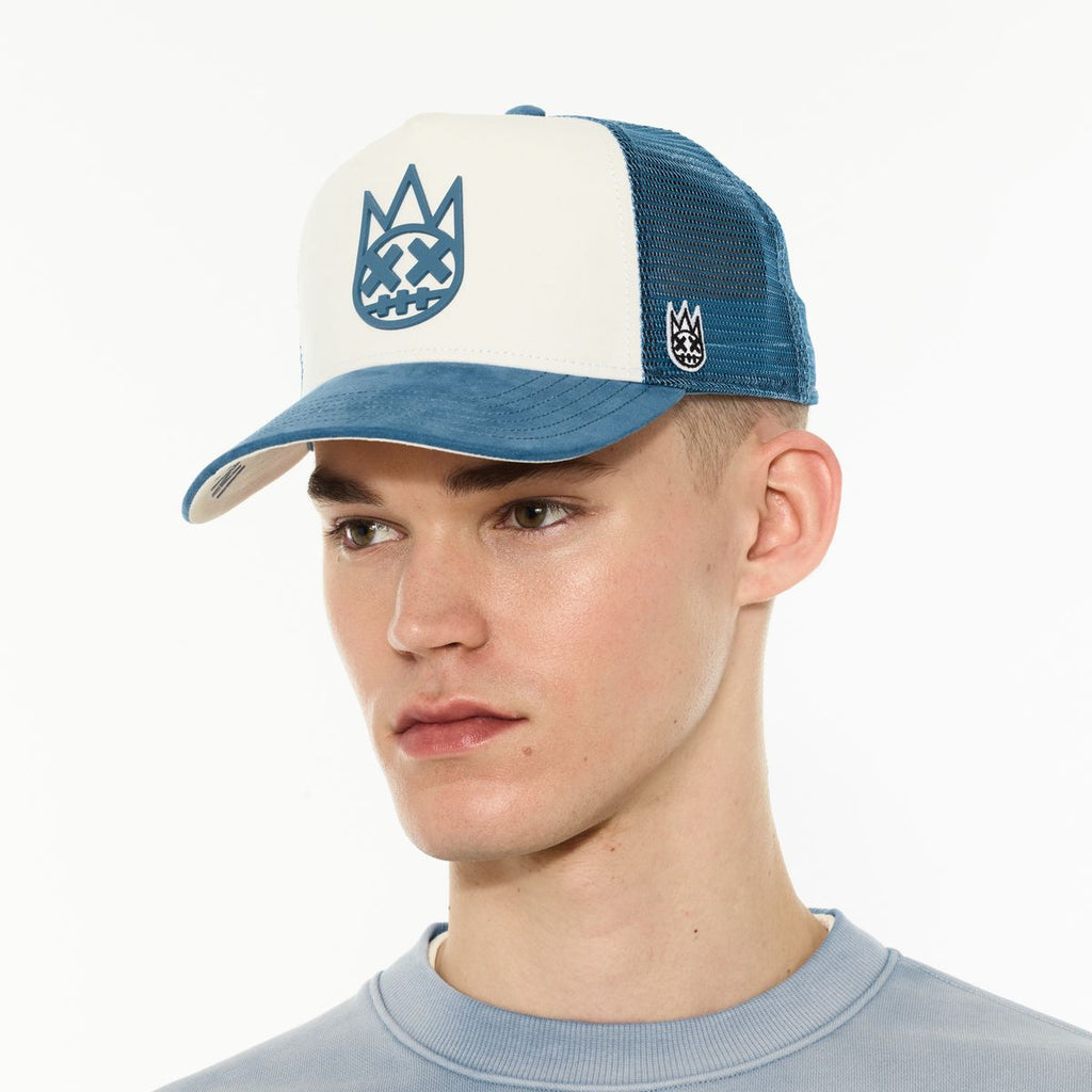 Cult Logo Mesh Back Trucker Hat 'Shimuchan'- Winter White