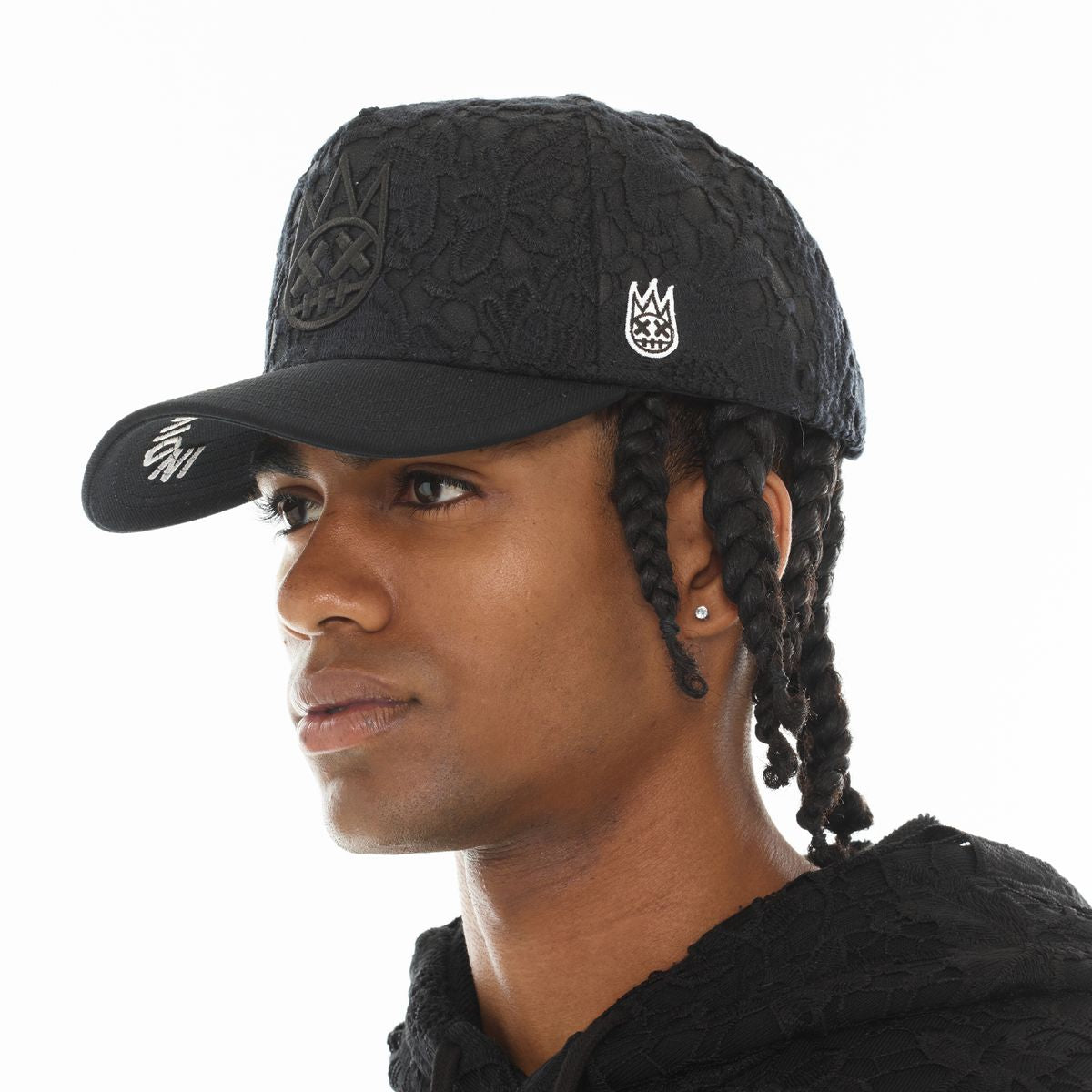 Cult Frame Trucker Hat "Lace"- Black