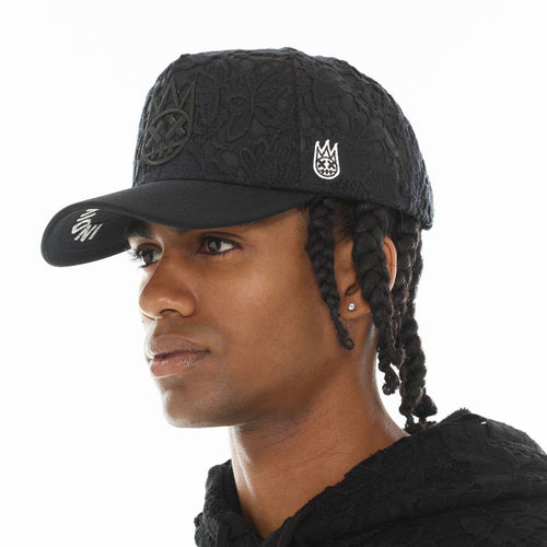 Cult Frame Trucker Hat "Lace"- Black