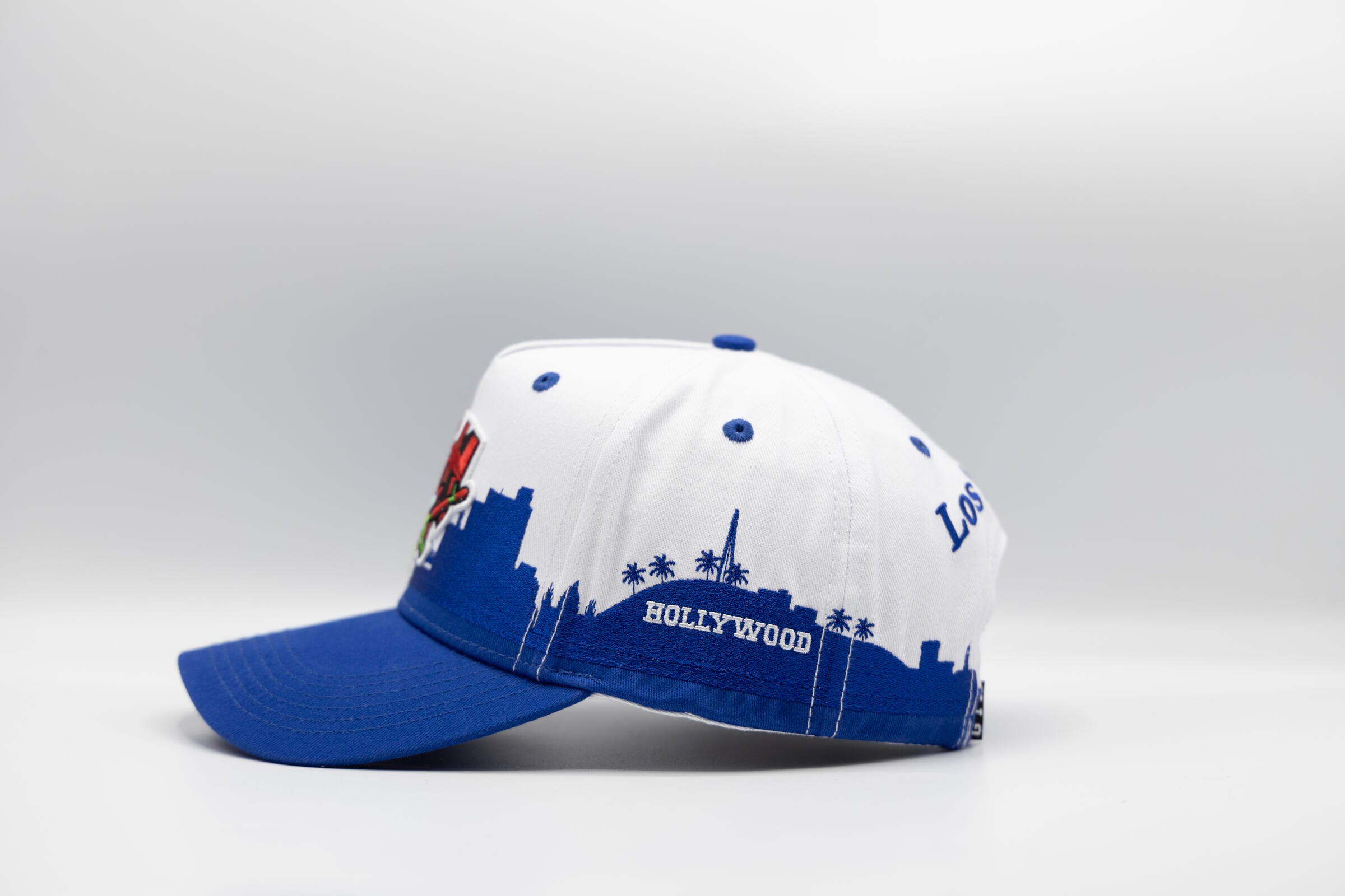 Gth Los Angeles Skyline Snapback Cap- White Blue
