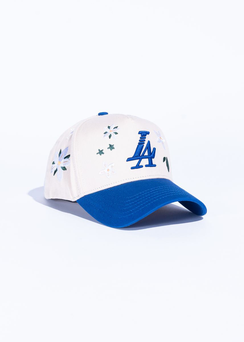 Reference Paradise LA Floral- Cream/Blue