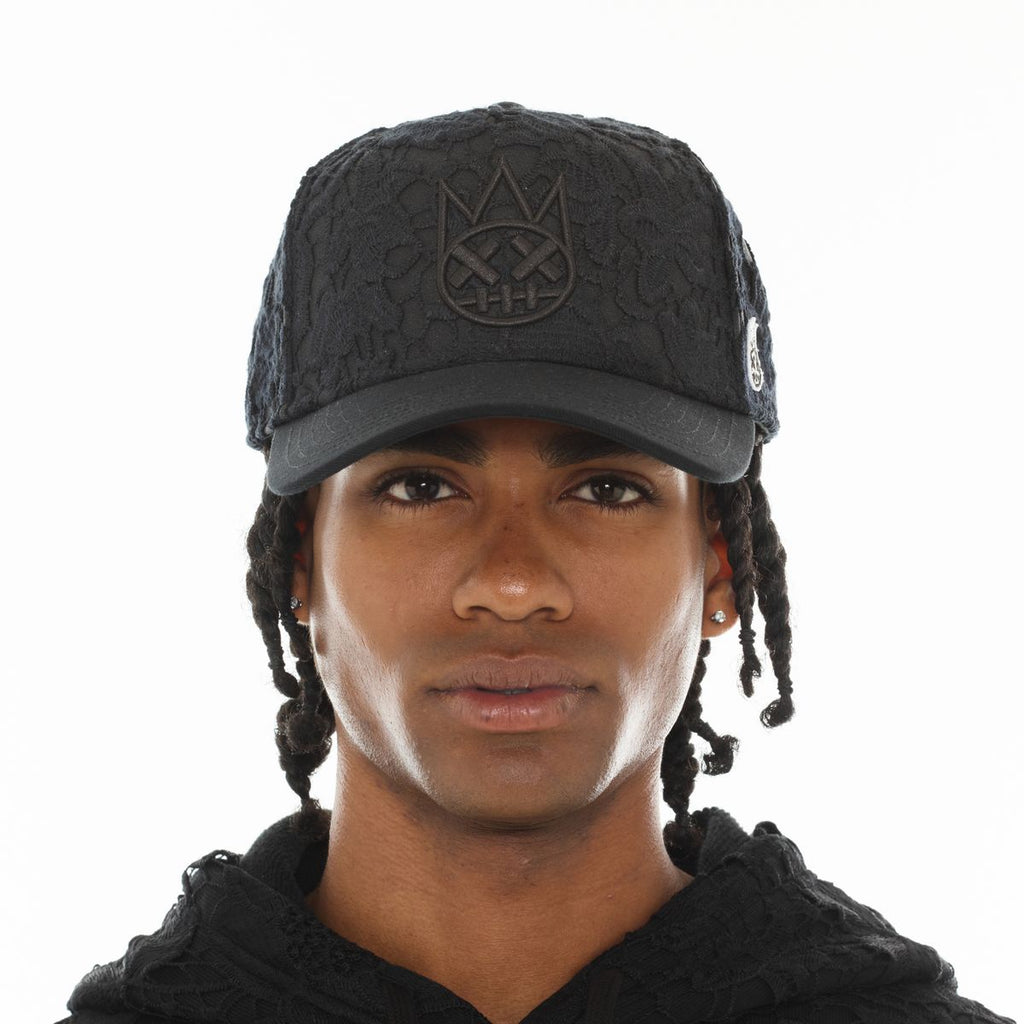 Cult Frame Trucker Hat "Lace"- Black